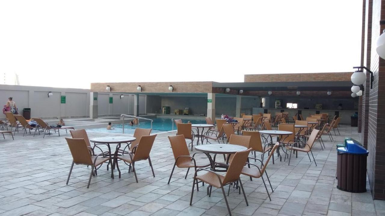 Piazza Diroma Villa Caldas Novas Bagian luar foto