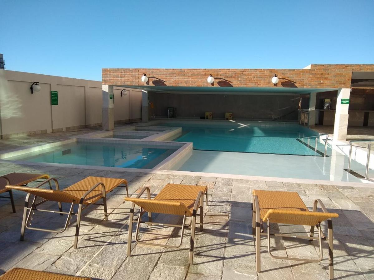 Piazza Diroma Villa Caldas Novas Bagian luar foto